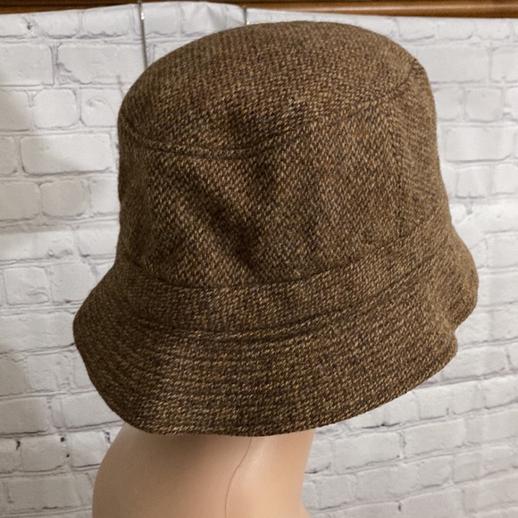 Mizen Head 100% wool hat 🌷 - Picture 2 of 4